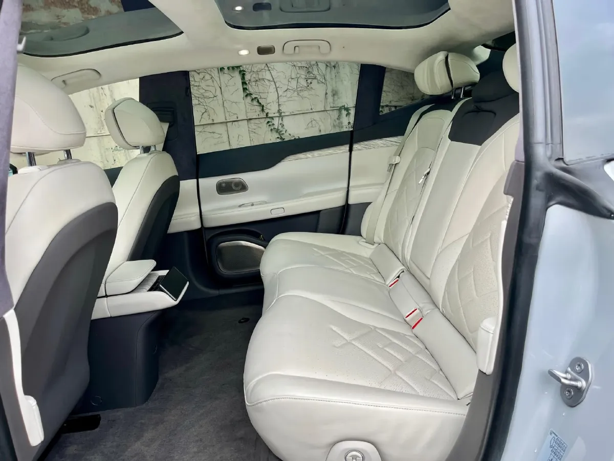 2021 Volkswagen ID.6 Crozz BEV 84.8KWH,autocango,china used car exporter,china ev exporter,chinese used car exporter,chinese used ev exporter