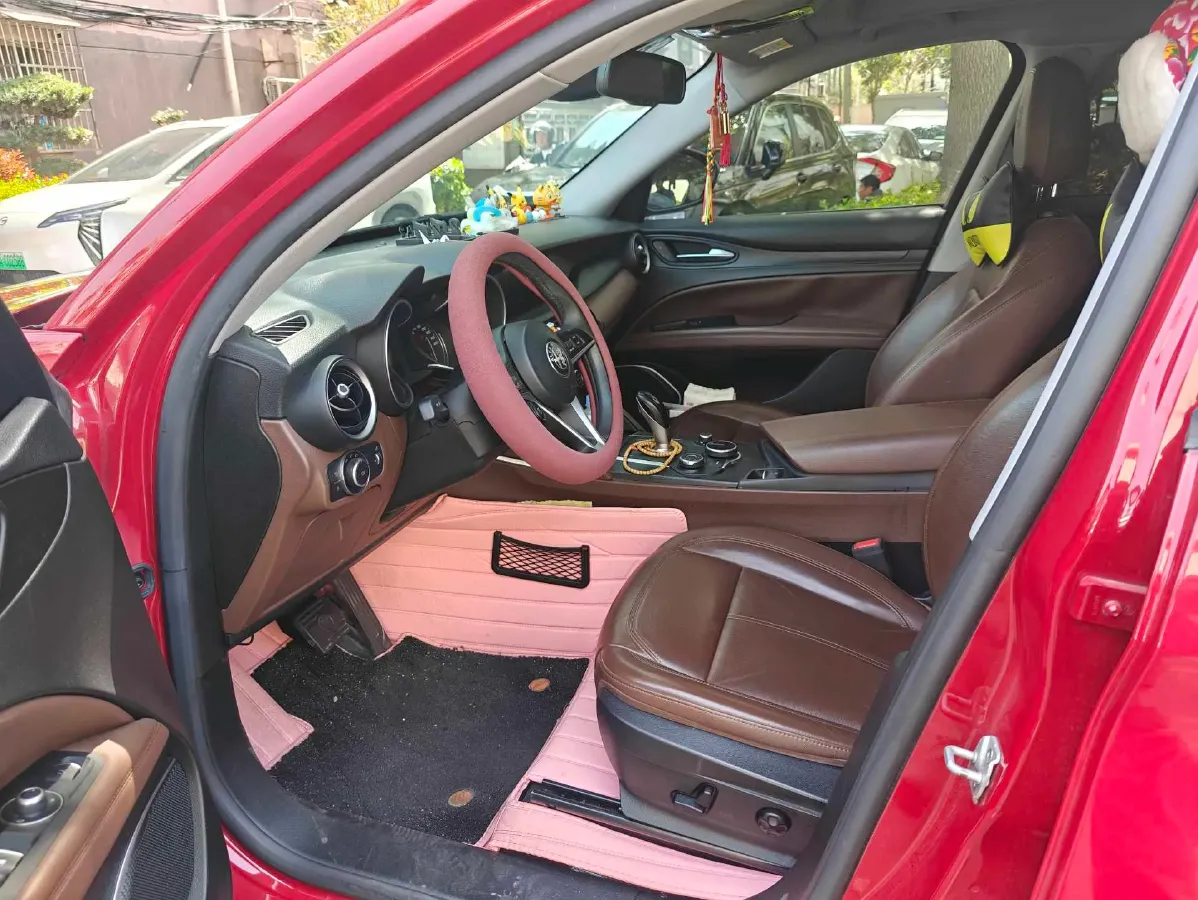 2017 Lexus NX 2.0T 238HP L4 6AT,autocango,china used car exporter,china ev exporter,chinese used car exporter,chinese used ev exporter