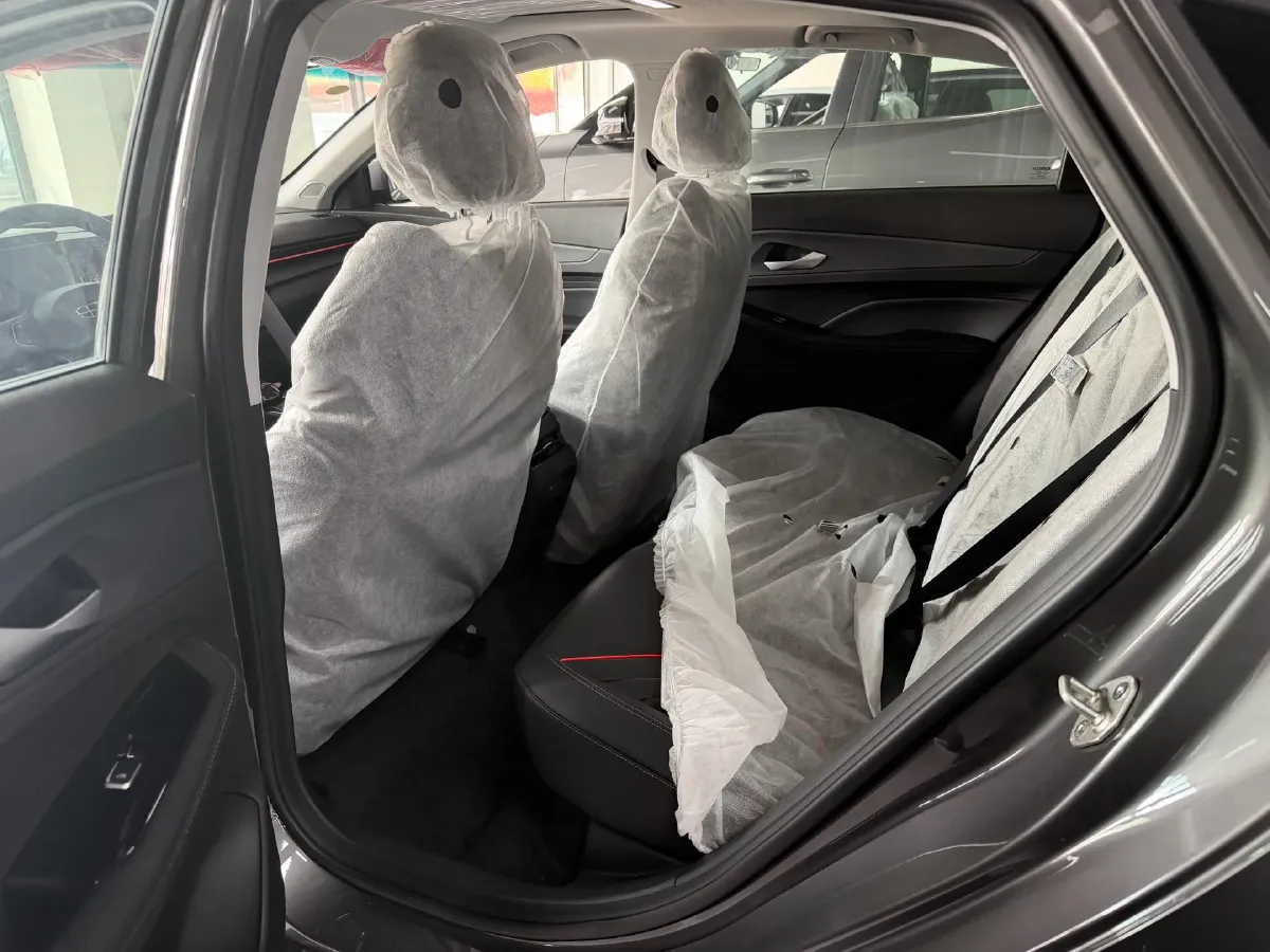 2024 Geely Binray 1.5T 181HP L4 7DCT,autocango,china used car exporter,china ev exporter,chinese used car exporter,chinese used ev exporter