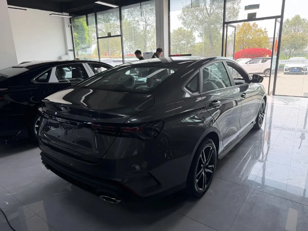 2024 Geely Binray 1.5T 181HP L4 7DCT,autocango,china used car exporter,china ev exporter,chinese used car exporter,chinese used ev exporter