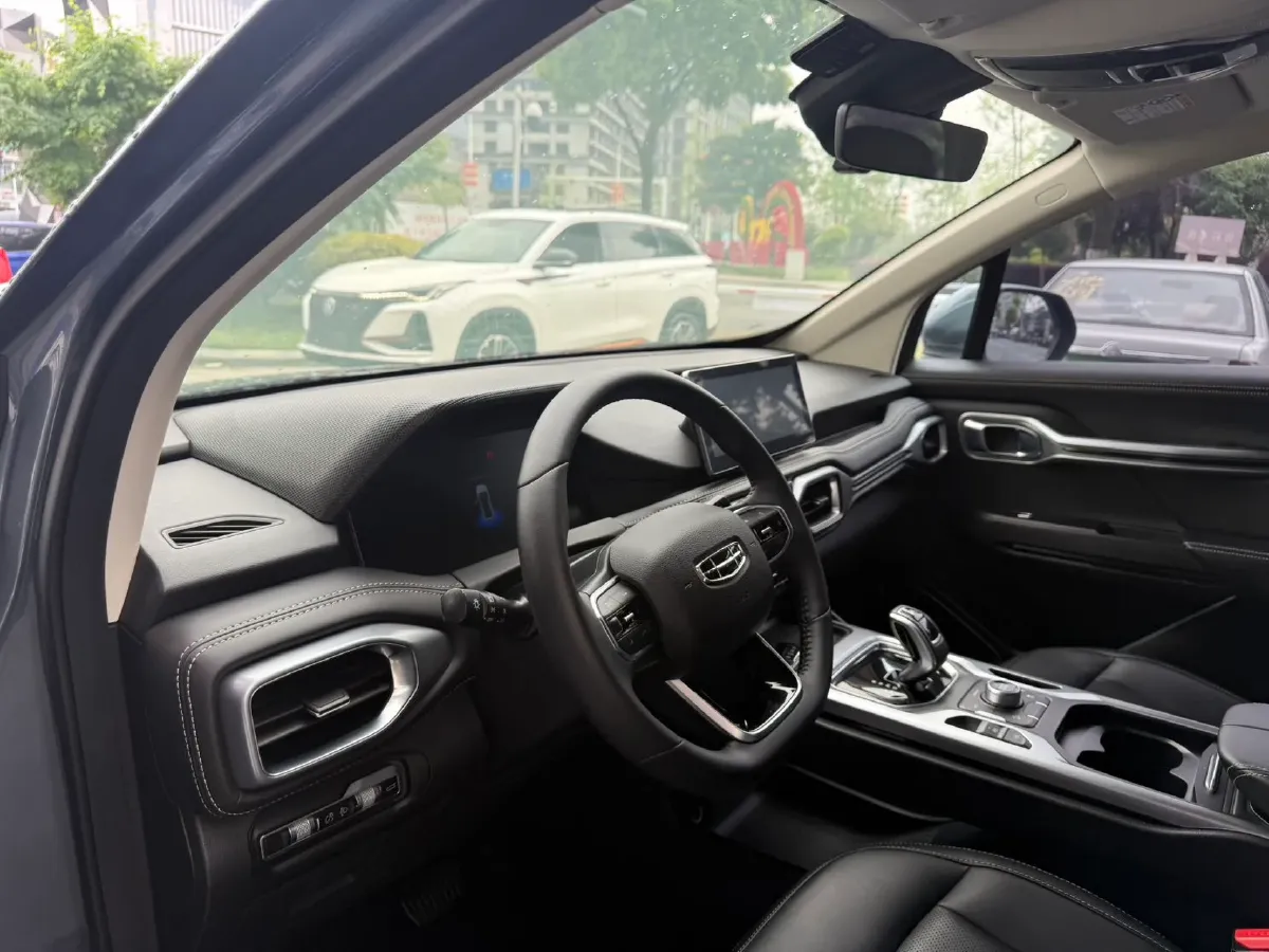 2020 Geely Okavango 1.8T 184HP L4 7DCT,autocango,china used car exporter,china ev exporter,chinese used car exporter,chinese used ev exporter