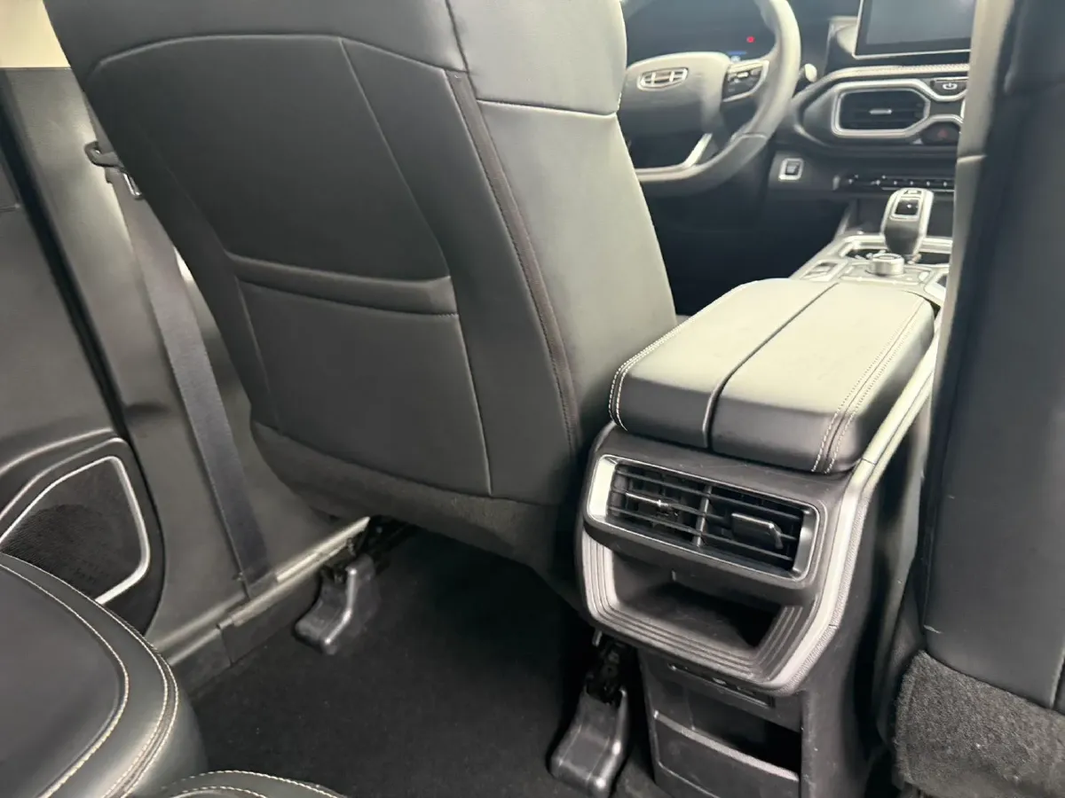 2020 Geely Okavango 1.8T 184HP L4 7DCT,autocango,china used car exporter,china ev exporter,chinese used car exporter,chinese used ev exporter