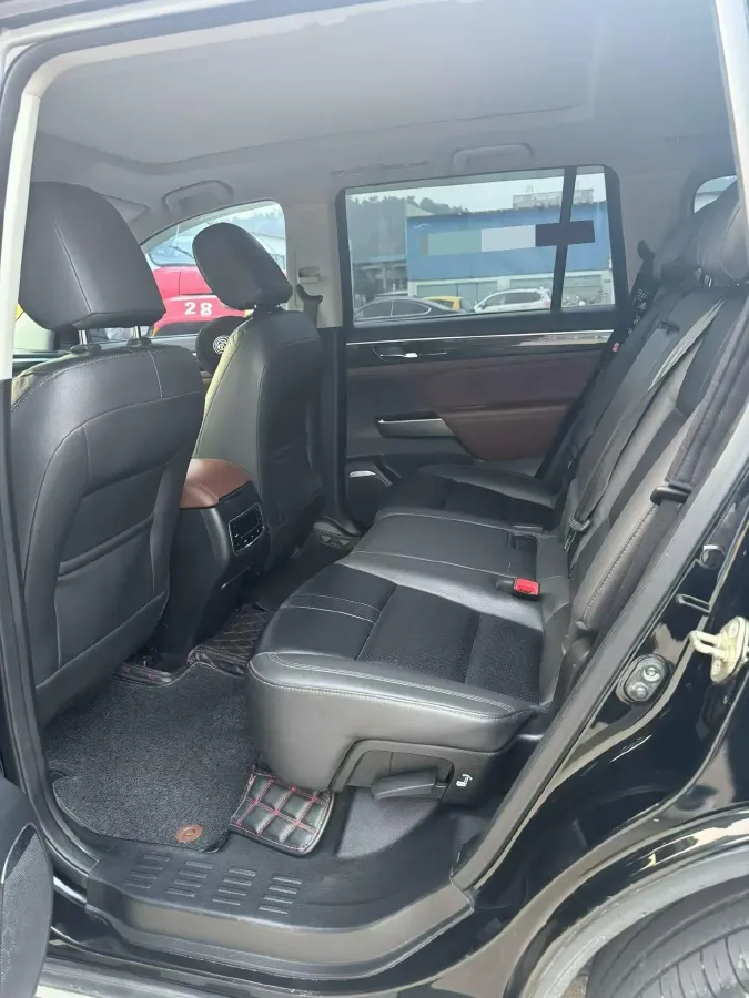 2017 GAC Trumpchi GS8 2.0T 201HP L4 6AT,autocango,china used car exporter,china ev exporter,chinese used car exporter,chinese used ev exporter