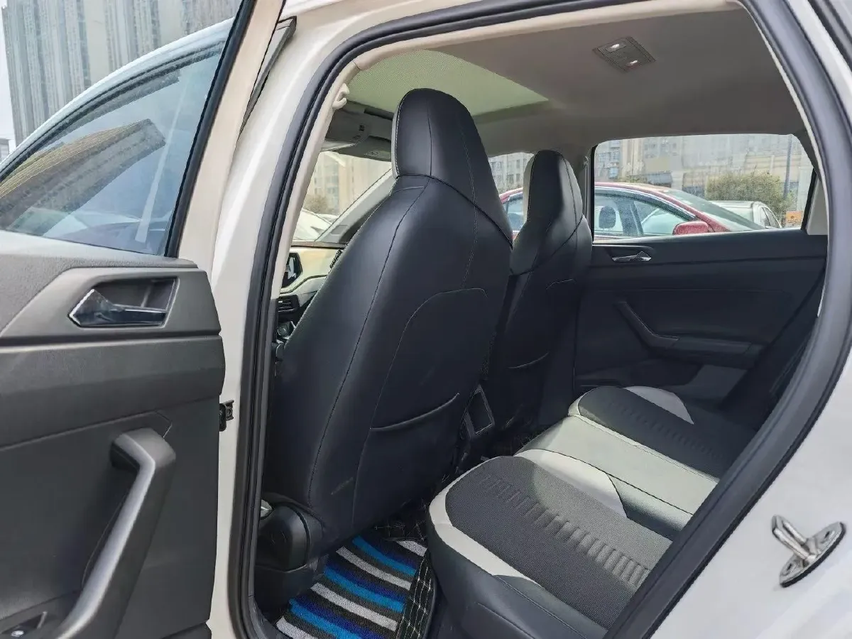 2019 Volkswagen Polo 1.5L 113HP L4 6AT,autocango,china used car exporter,china ev exporter,chinese used car exporter,chinese used ev exporter