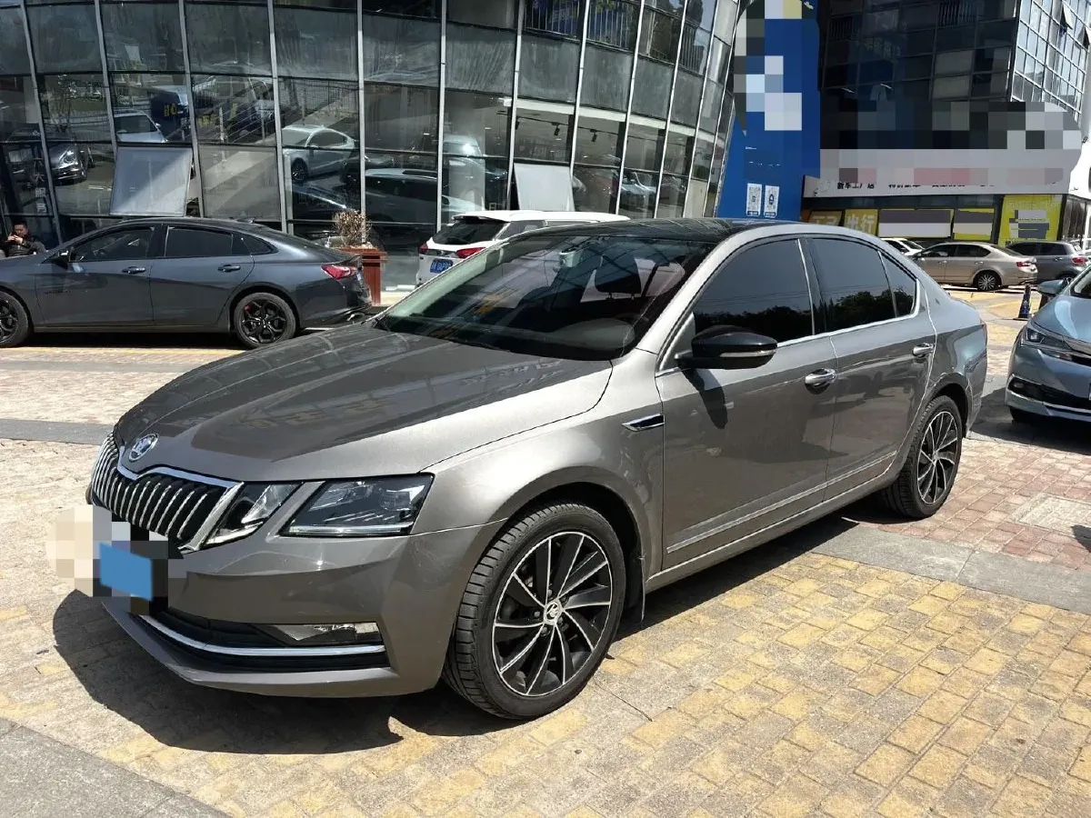 2018 Skoda Octavia 1.4T 150HP L4 7DCT,autocango,china used car exporter,china ev exporter,chinese used car exporter,chinese used ev exporter