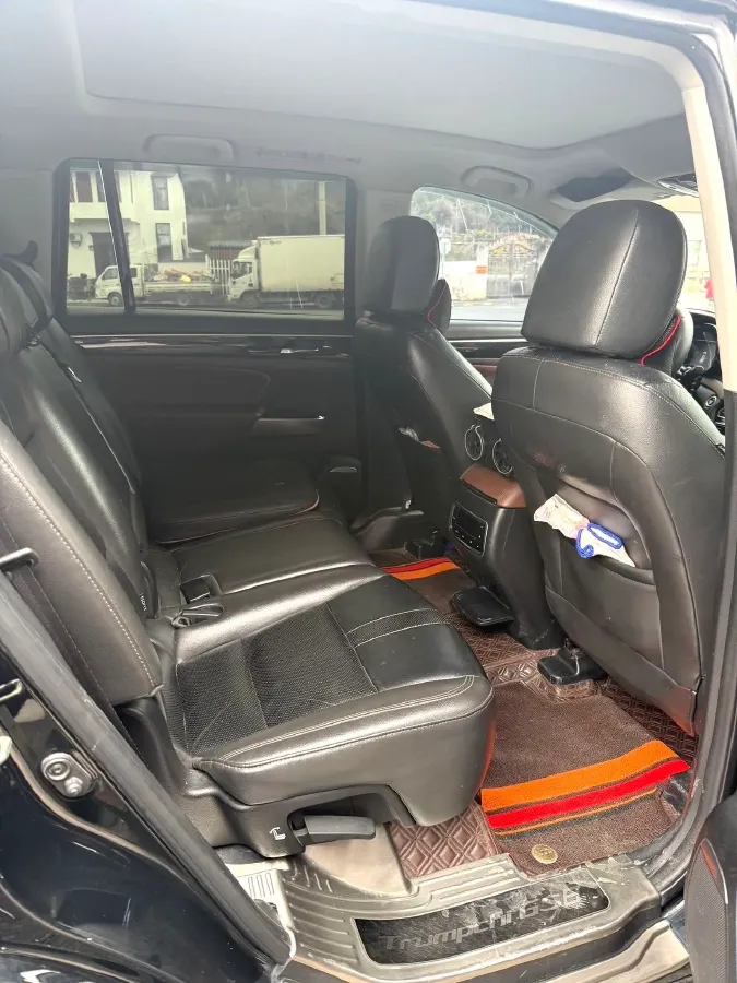 2017 GAC Trumpchi GS8 2.0T 201HP L4 6AT,autocango,china used car exporter,china ev exporter,chinese used car exporter,chinese used ev exporter