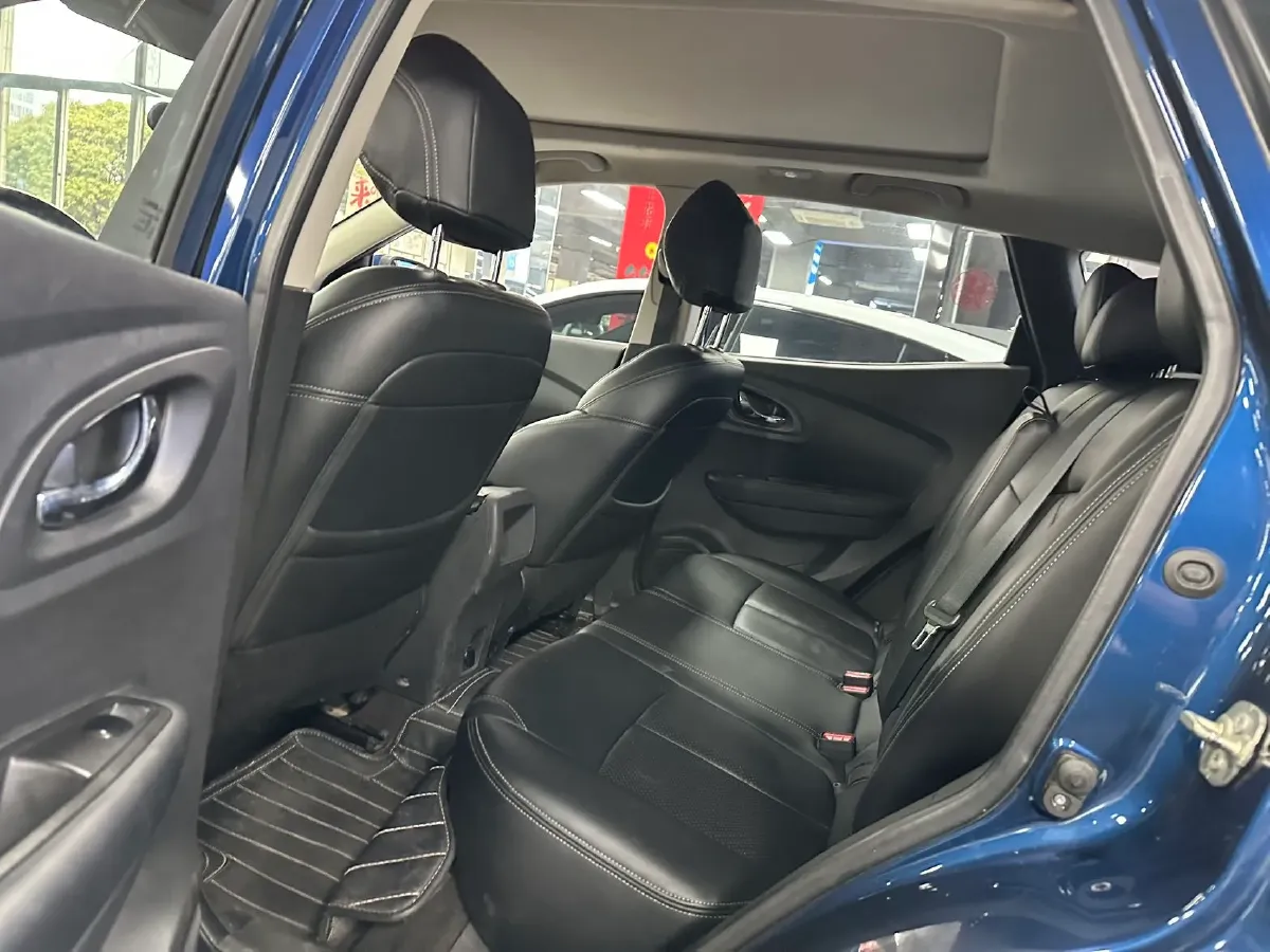 2017 Renault Kadjar 2.0L 150HP L4 CVT,autocango,china used car exporter,china ev exporter,chinese used car exporter,chinese used ev exporter