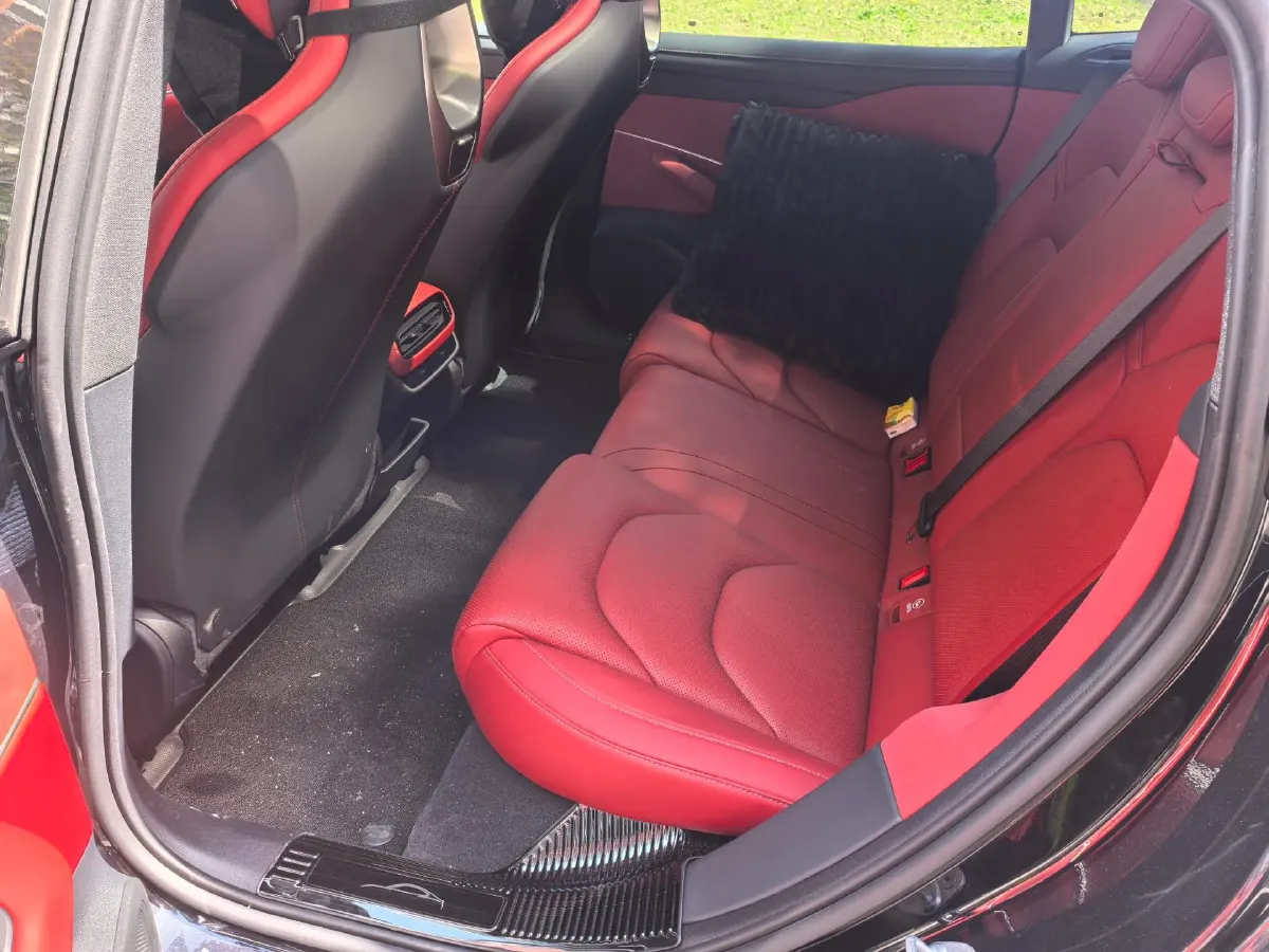 2024 MI SU7 BEV 94.3KWH,autocango,china used car exporter,china ev exporter,chinese used car exporter,chinese used ev exporter