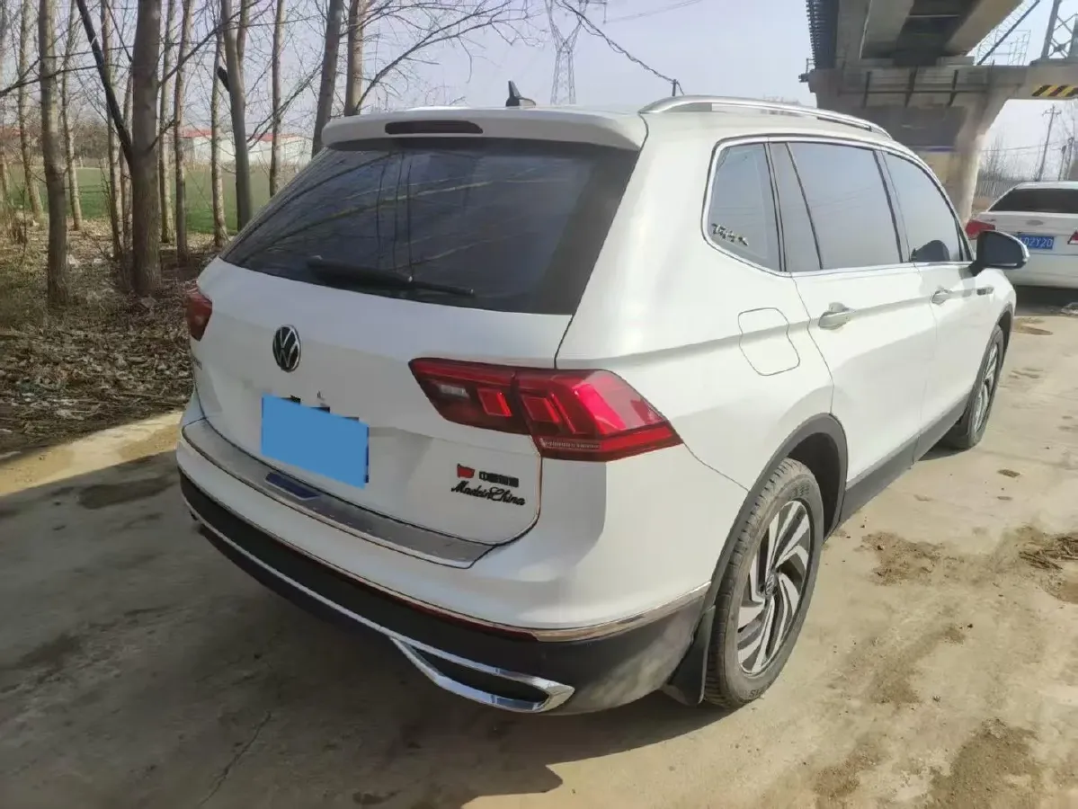 2023 Volkswagen Tiguan L 1.5T 160HP L4 7DCT,autocango,china used car exporter,china ev exporter,chinese used car exporter,chinese used ev exporter