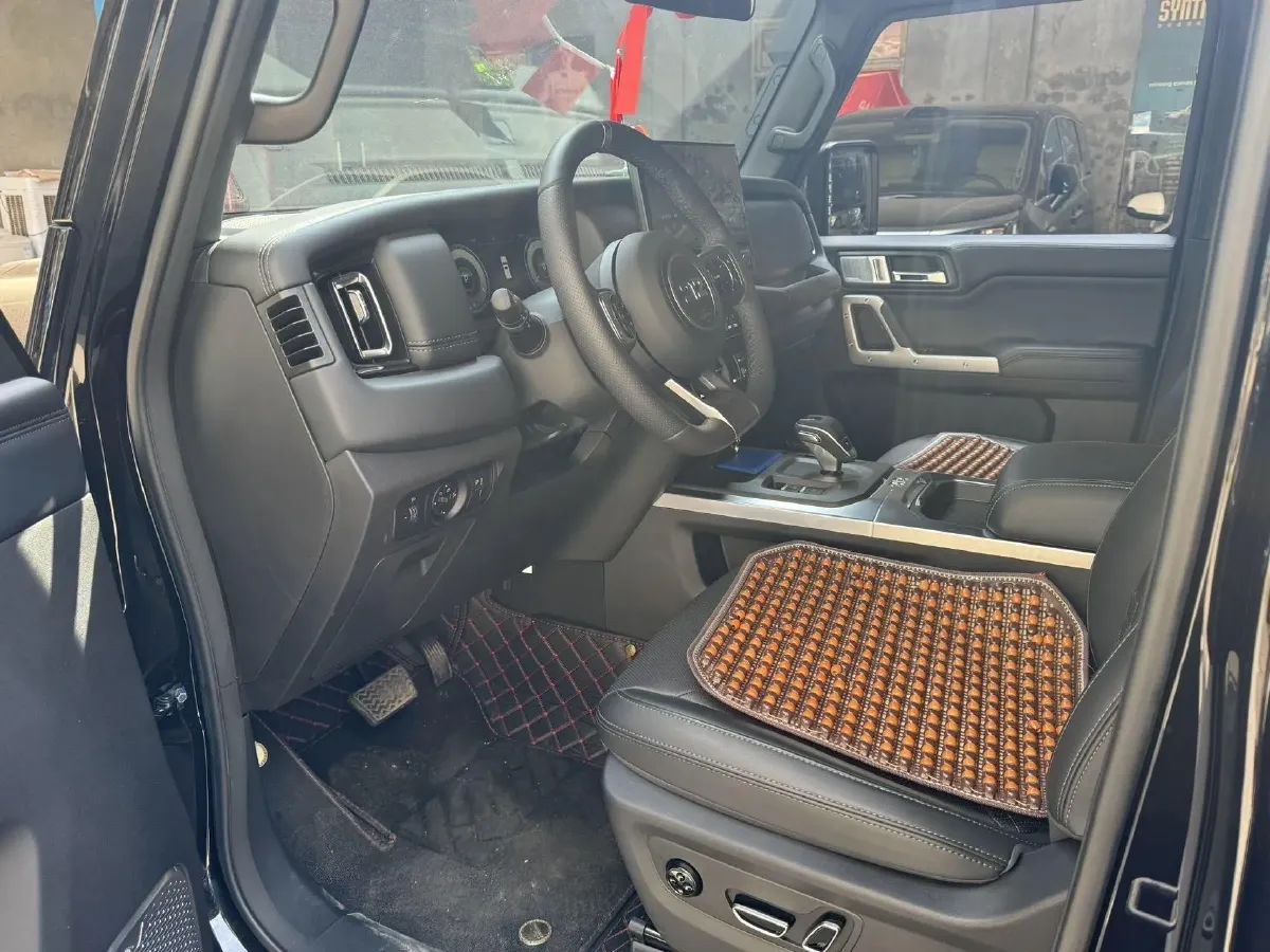 2025 212 212 T01 2.0T 252HP L4 8AT,autocango,china used car exporter,china ev exporter,chinese used car exporter,chinese used ev exporter