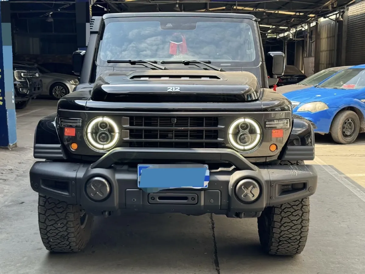 2025 212 212 T01 2.0T 252HP L4 8AT,autocango,china used car exporter,china ev exporter,chinese used car exporter,chinese used ev exporter