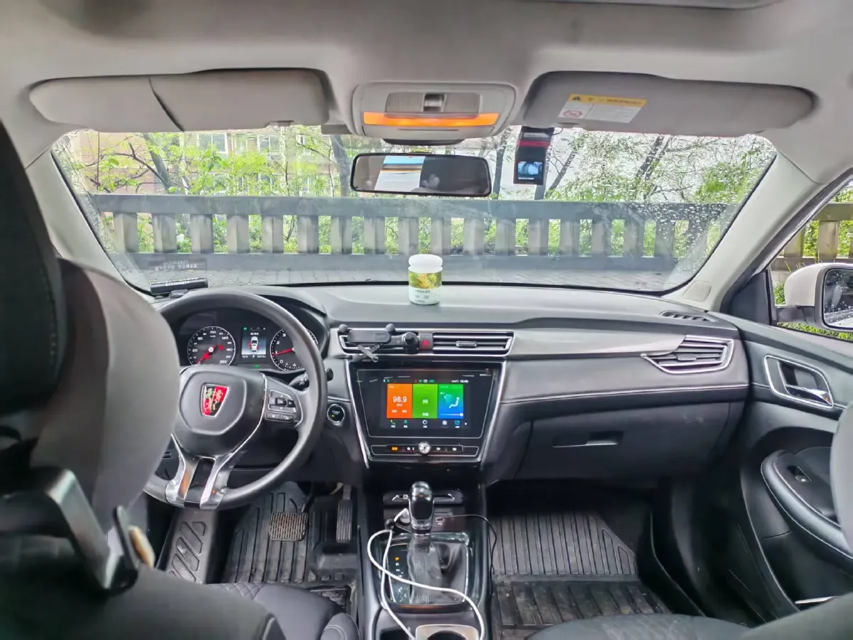 2019 Roewe i5 1.5L 120HP L4 CVT,autocango,china used car exporter,china ev exporter,chinese used car exporter,chinese used ev exporter