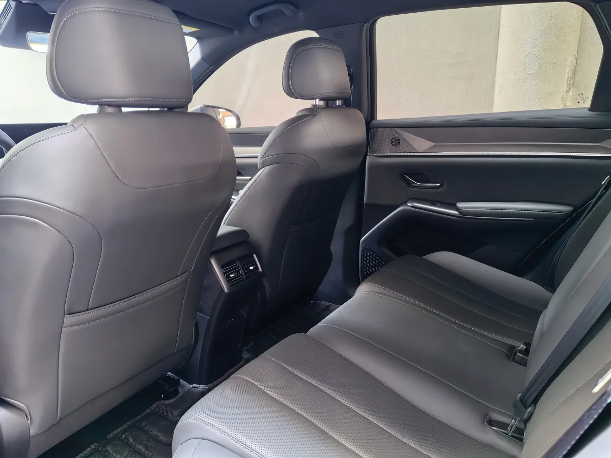 2025 BYD Song Pro 1.5L 101HP L4 E-CVT PHEV 12.9KWH,autocango,china used car exporter,china ev exporter,chinese used car exporter,chinese used ev exporter