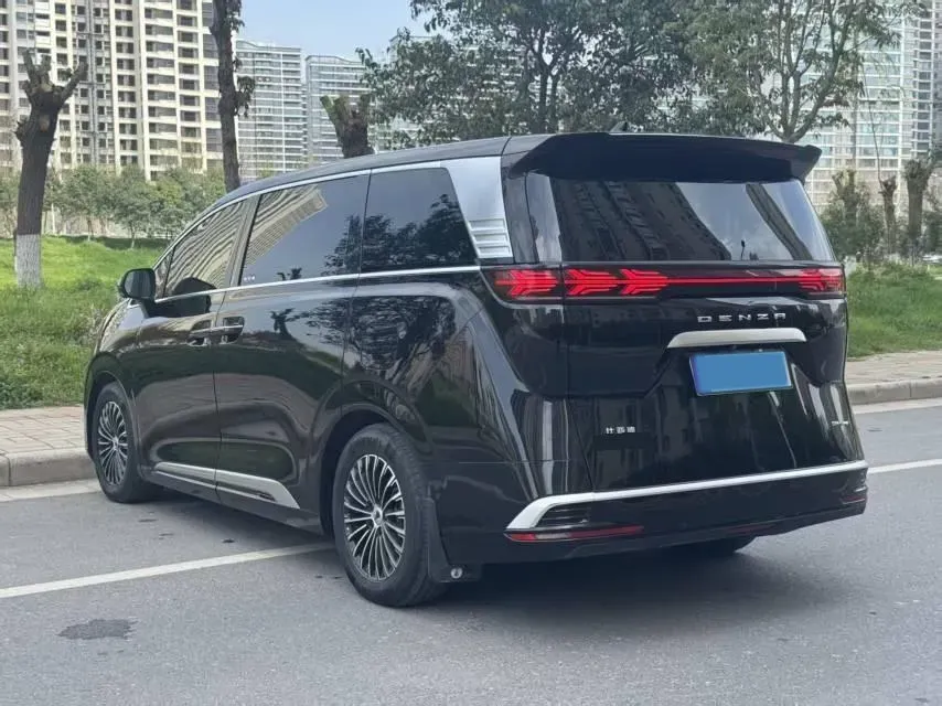 2022 HongQi HS7 3.0T 337HP V6 8AT,autocango,china used car exporter,china ev exporter,chinese used car exporter,chinese used ev exporter