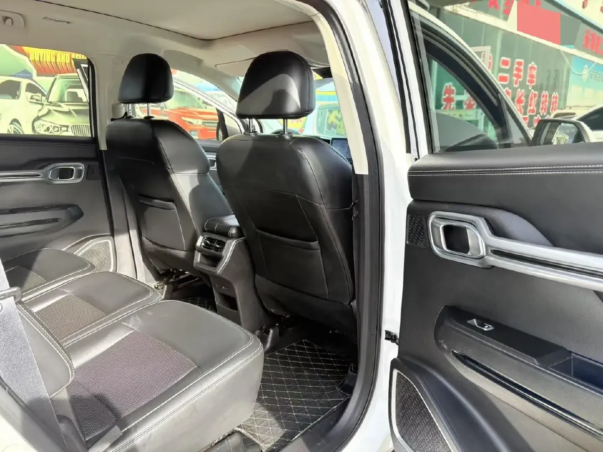 2020 Geely Okavango 1.8T 184HP L4 7DCT,autocango,china used car exporter,china ev exporter,chinese used car exporter,chinese used ev exporter