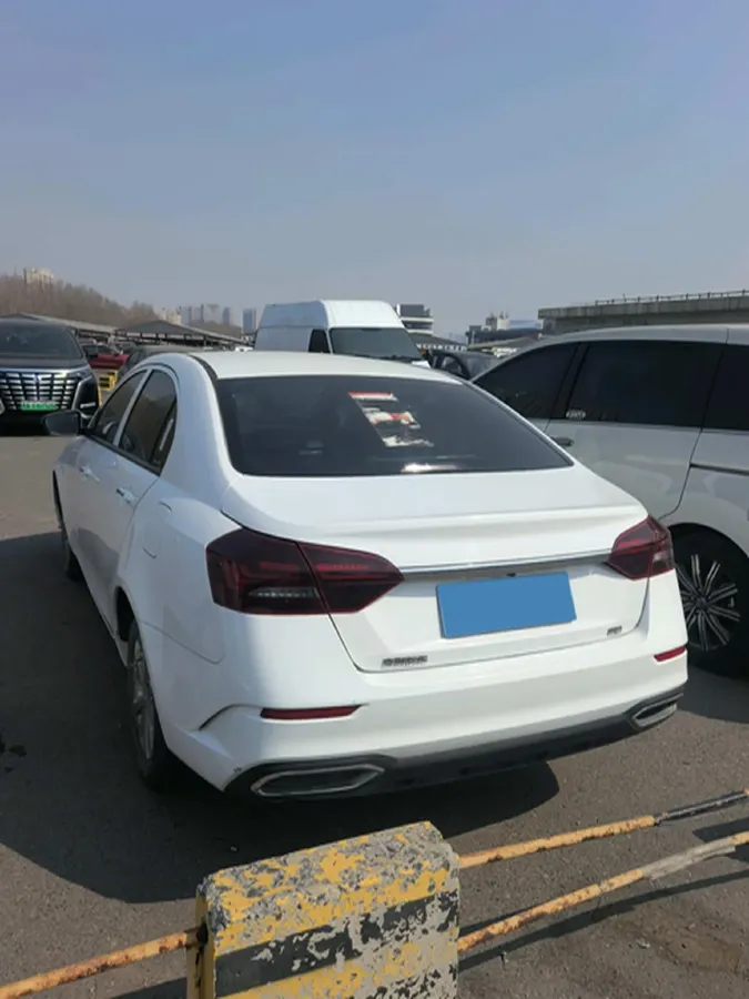 2021 BaoJun 530 1.5T 147HP L4 CVT,autocango,china used car exporter,china ev exporter,chinese used car exporter,chinese used ev exporter