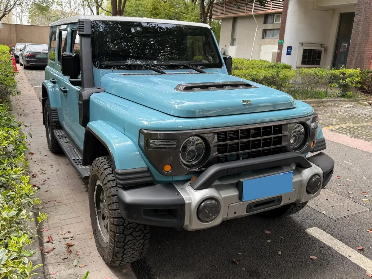 2025 212 212 T01 2.0T 252HP L4 8AT,autocango,china used car exporter,china ev exporter,chinese used car exporter,chinese used ev exporter