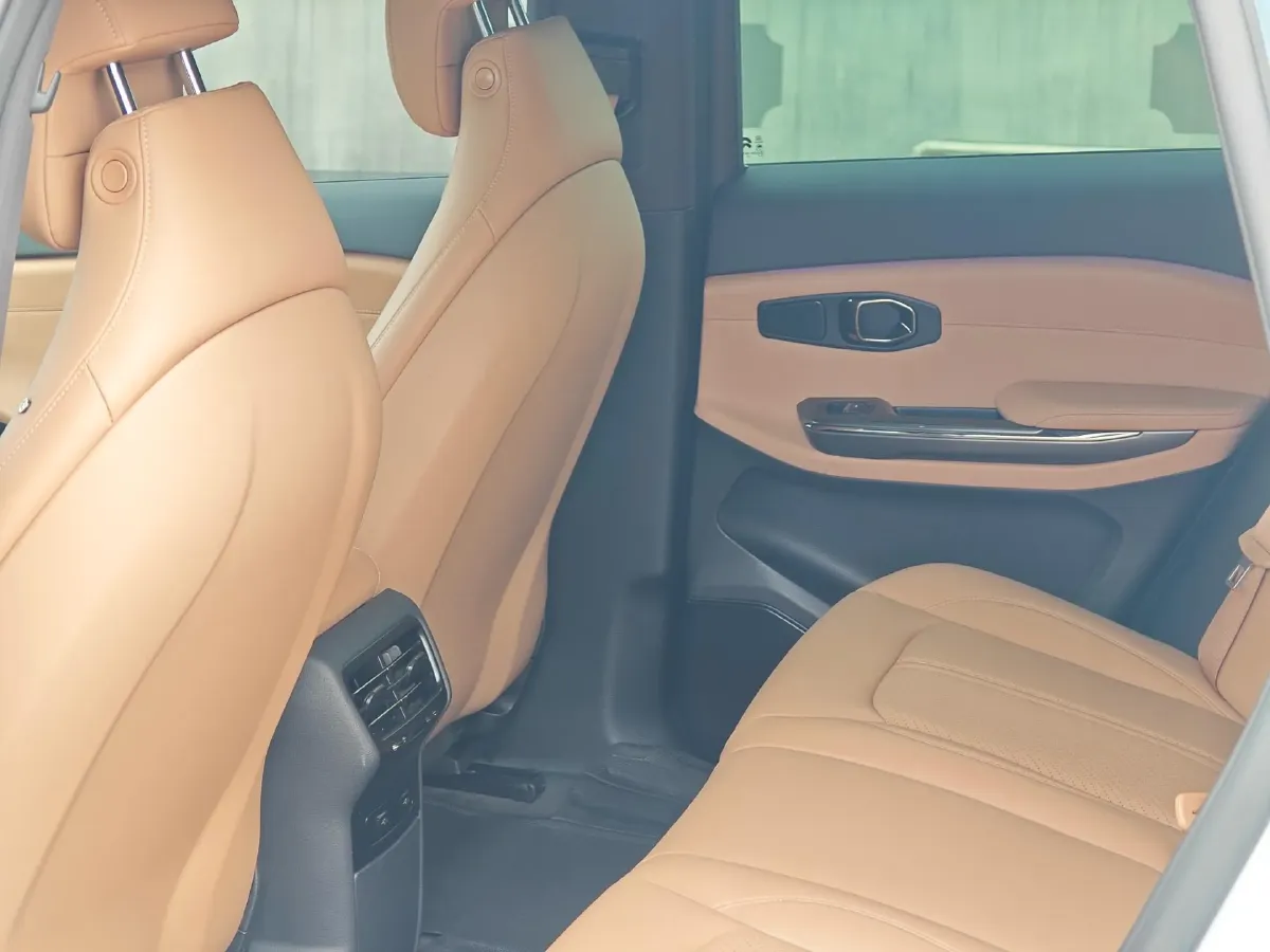 2020 NIO ES6 BEV 70KWH,autocango,china used car exporter,china ev exporter,chinese used car exporter,chinese used ev exporter