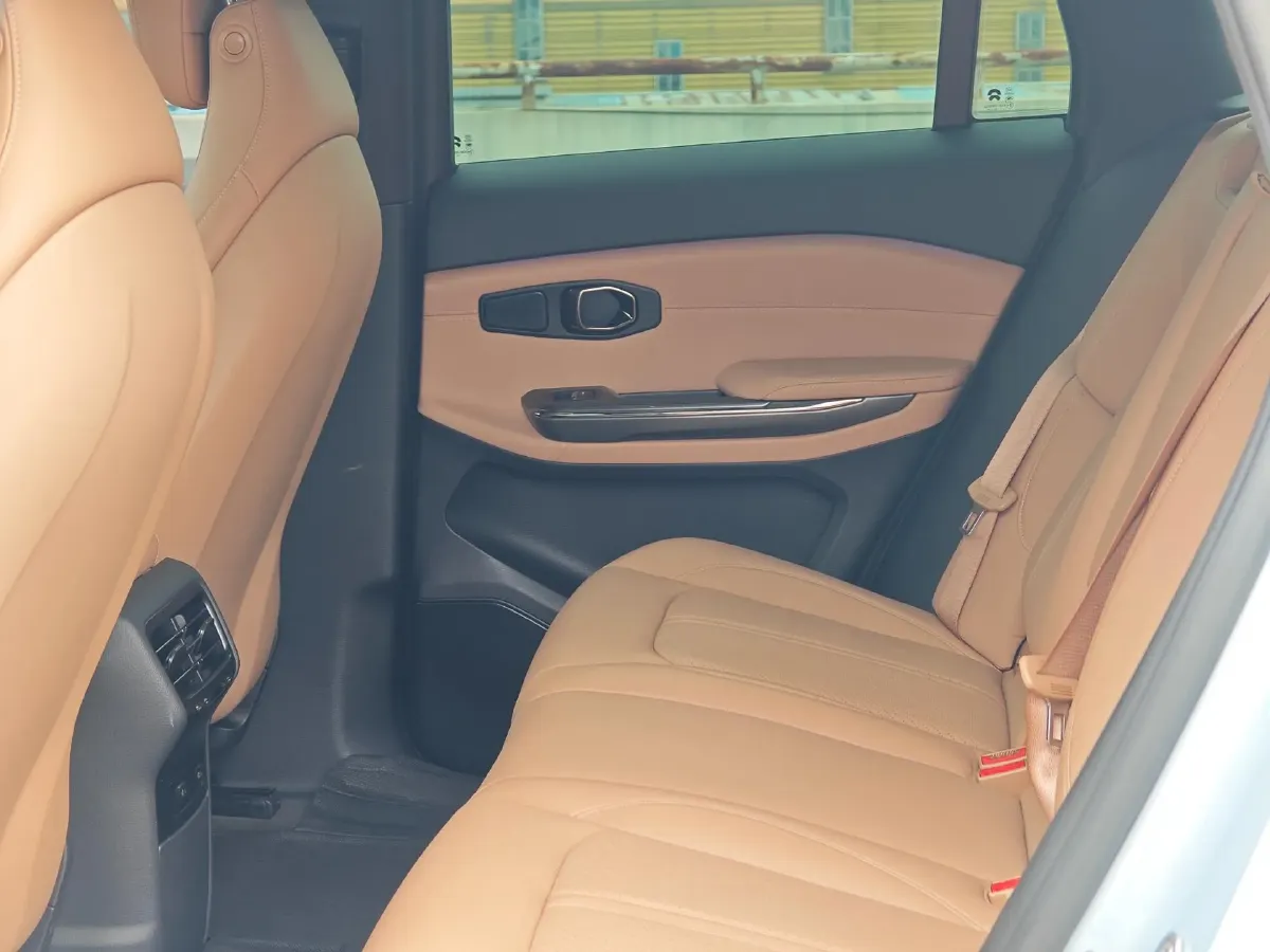 2020 NIO ES6 BEV 70KWH,autocango,china used car exporter,china ev exporter,chinese used car exporter,chinese used ev exporter