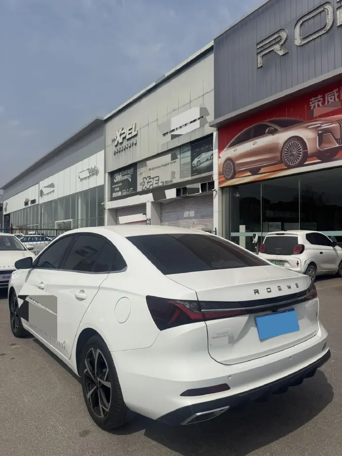 2024 Roewe i5 1.5L 129HP L4 CVT,autocango,china used car exporter,china ev exporter,chinese used car exporter,chinese used ev exporter