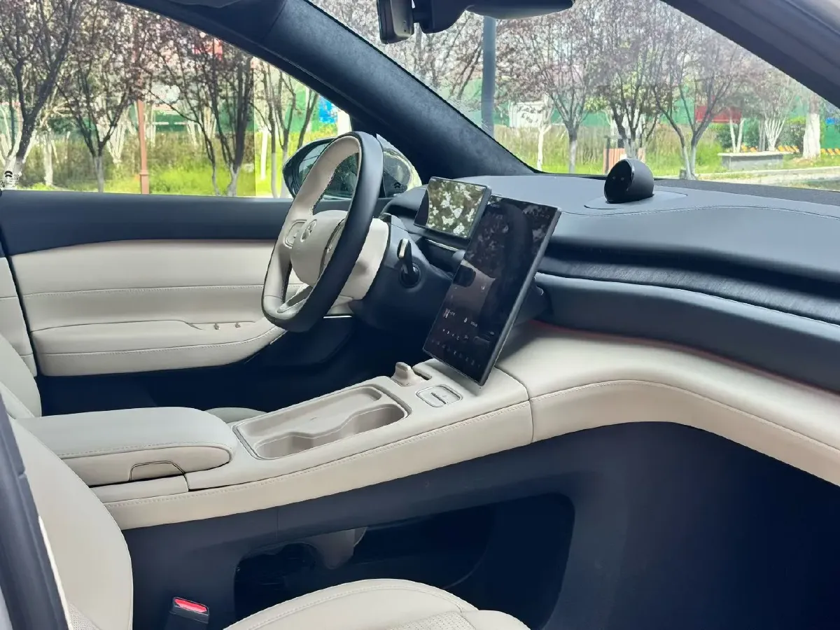 2024 NIO ES6 BEV 75KWH,autocango,china used car exporter,china ev exporter,chinese used car exporter,chinese used ev exporter