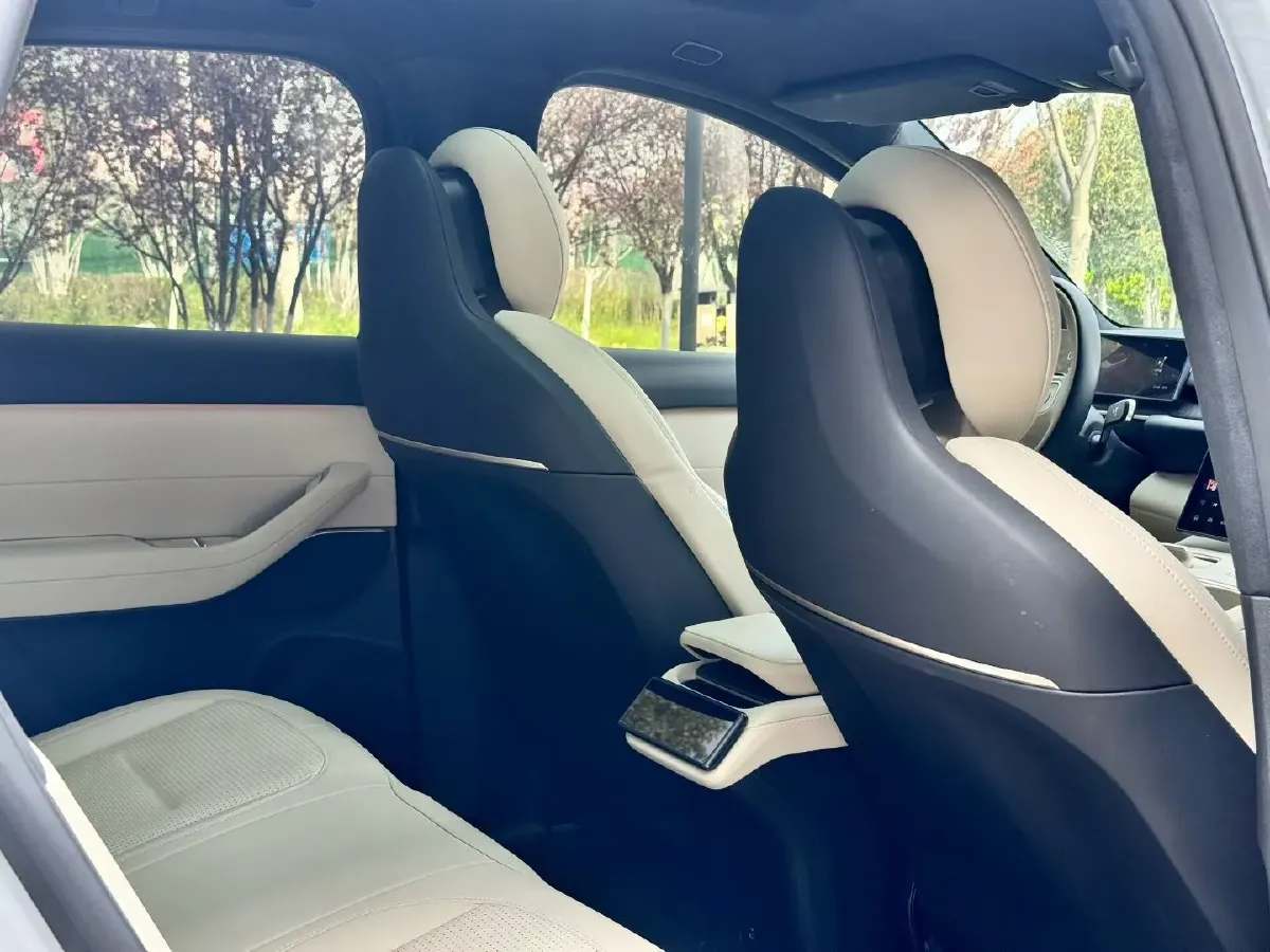 2024 NIO ES6 BEV 75KWH,autocango,china used car exporter,china ev exporter,chinese used car exporter,chinese used ev exporter