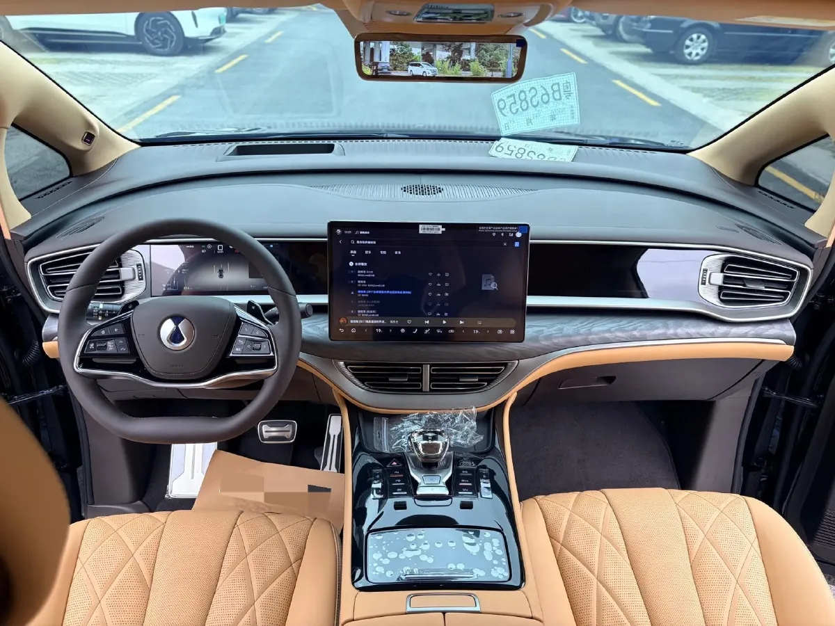 2025 Denza D9 1.5T 156HP L4 E-CVT PHEV 40KWH,autocango,china used car exporter,china ev exporter,chinese used car exporter,chinese used ev exporter