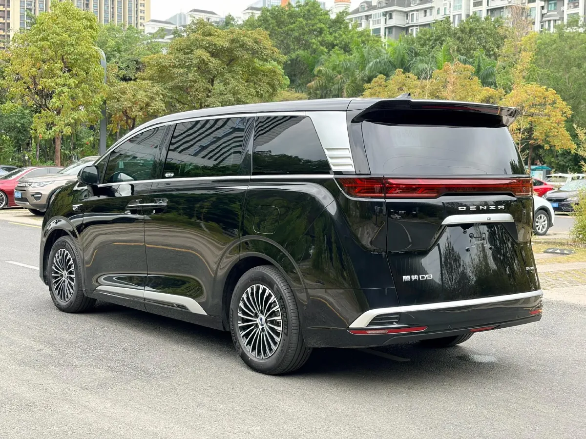 2025 Denza D9 1.5T 156HP L4 E-CVT PHEV 40KWH,autocango,china used car exporter,china ev exporter,chinese used car exporter,chinese used ev exporter
