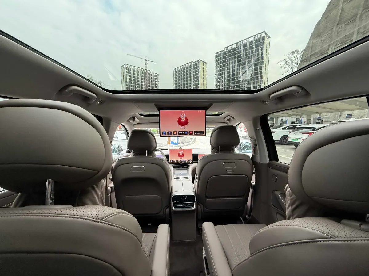 2026 AITO AITO M7 REEV 160HP REEV,autocango,china used car exporter,china ev exporter,chinese used car exporter,chinese used ev exporter