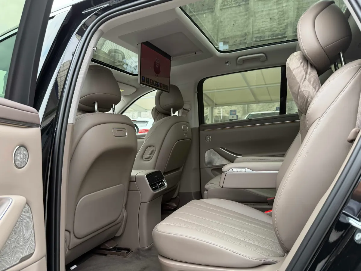 2026 AITO AITO M7 REEV 160HP REEV,autocango,china used car exporter,china ev exporter,chinese used car exporter,chinese used ev exporter