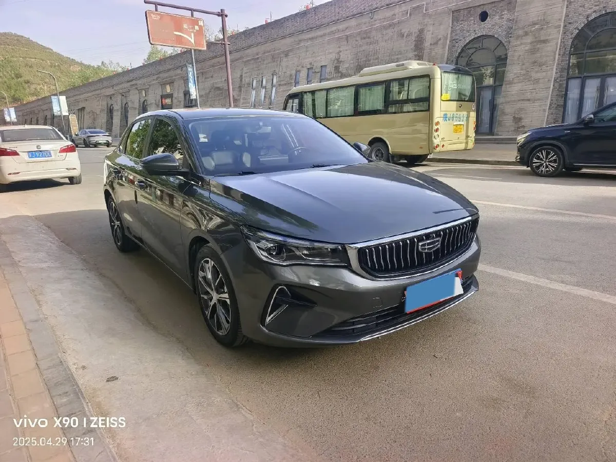2023 Geely Emgrand 1.5L 127HP L4 CVT,autocango,china used car exporter,china ev exporter,chinese used car exporter,chinese used ev exporter