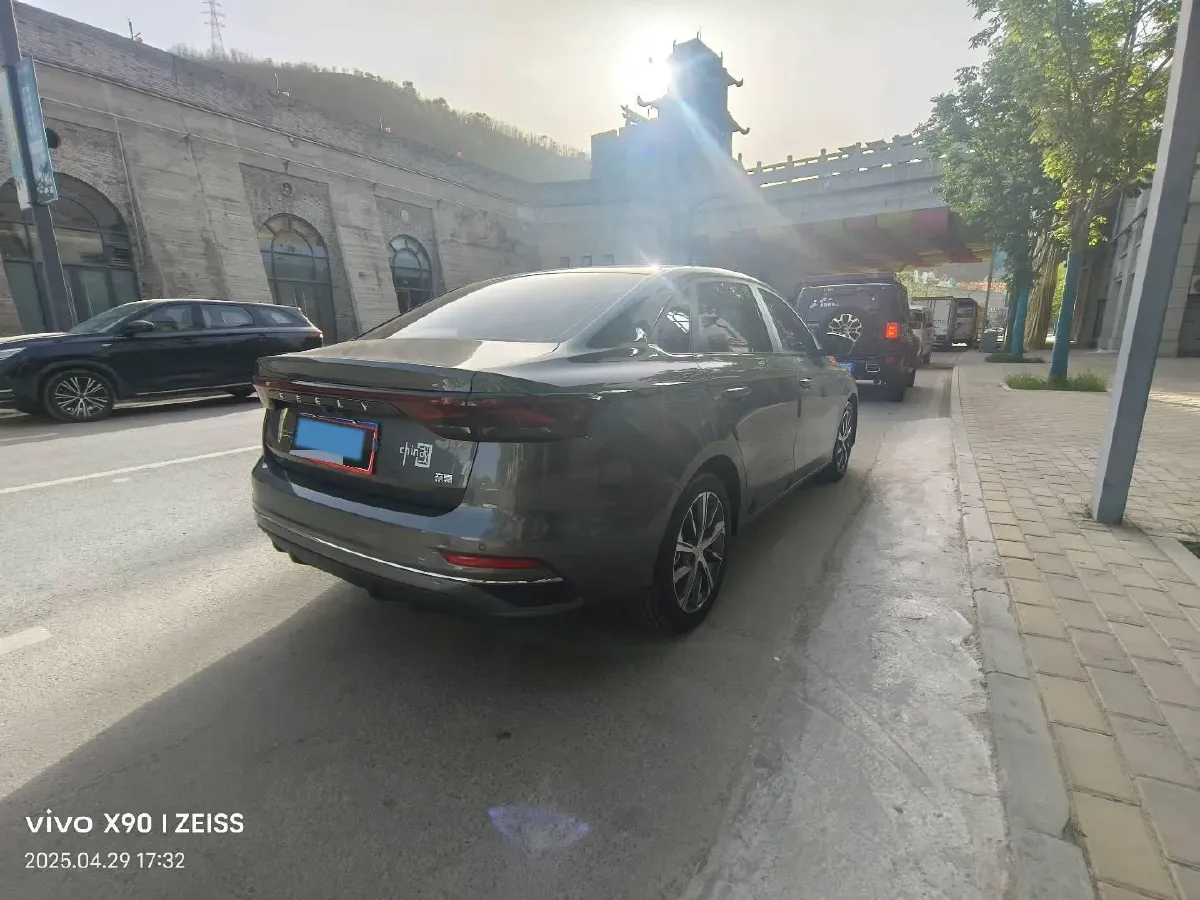2023 Geely Emgrand 1.5L 127HP L4 CVT,autocango,china used car exporter,china ev exporter,chinese used car exporter,chinese used ev exporter
