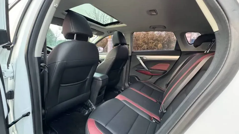 2021 Geely Coolray 1.4T 141HP L4 6DCT,autocango,china used car exporter,china ev exporter,chinese used car exporter,chinese used ev exporter