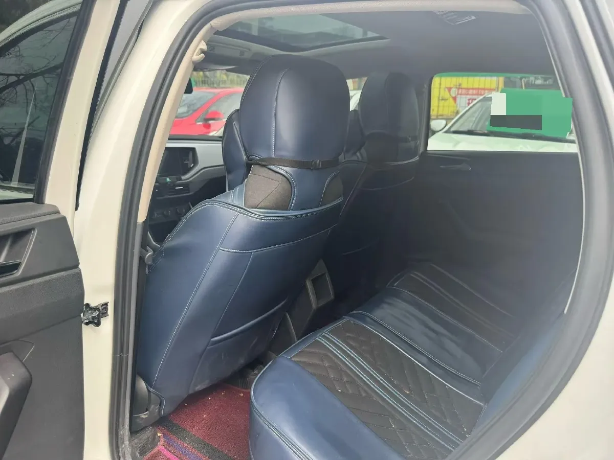 2023 Volkswagen Polo 1.5L 113HP L4 6AT,autocango,china used car exporter,china ev exporter,chinese used car exporter,chinese used ev exporter