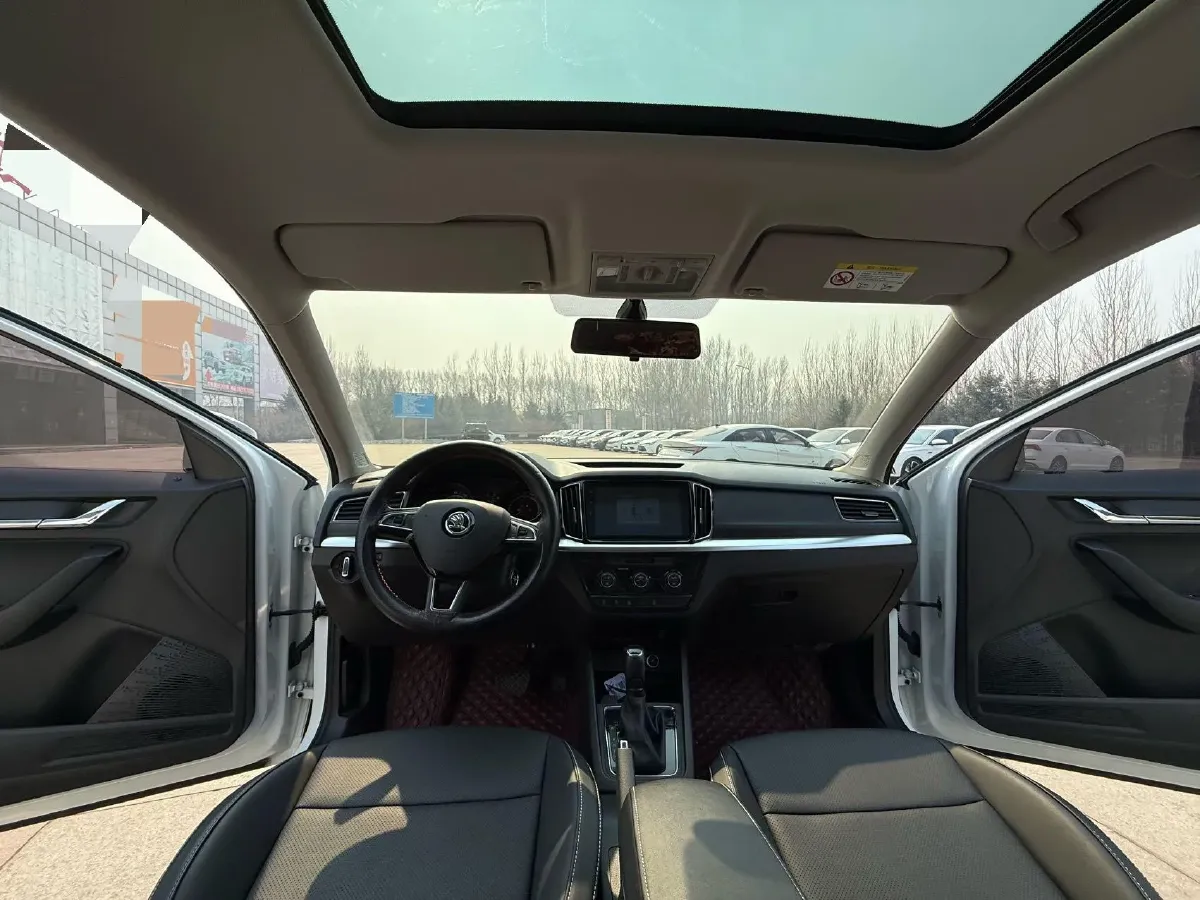 2023 Skoda Kamiq 1.5L 109HP L4 6AT,autocango,china used car exporter,china ev exporter,chinese used car exporter,chinese used ev exporter