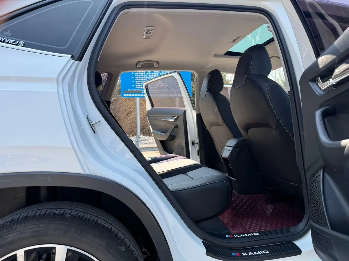 2023 Skoda Kamiq 1.5L 109HP L4 6AT,autocango,china used car exporter,china ev exporter,chinese used car exporter,chinese used ev exporter