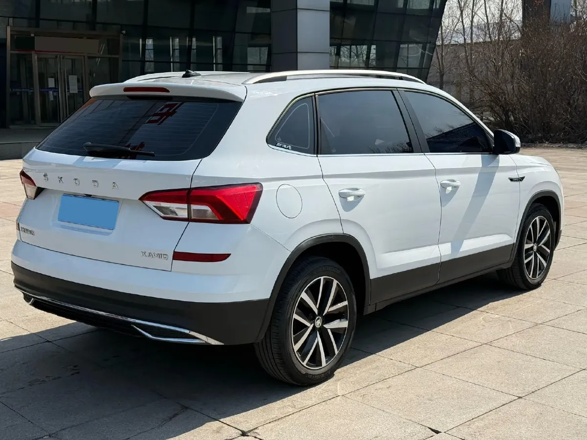 2023 Skoda Kamiq 1.5L 109HP L4 6AT,autocango,china used car exporter,china ev exporter,chinese used car exporter,chinese used ev exporter