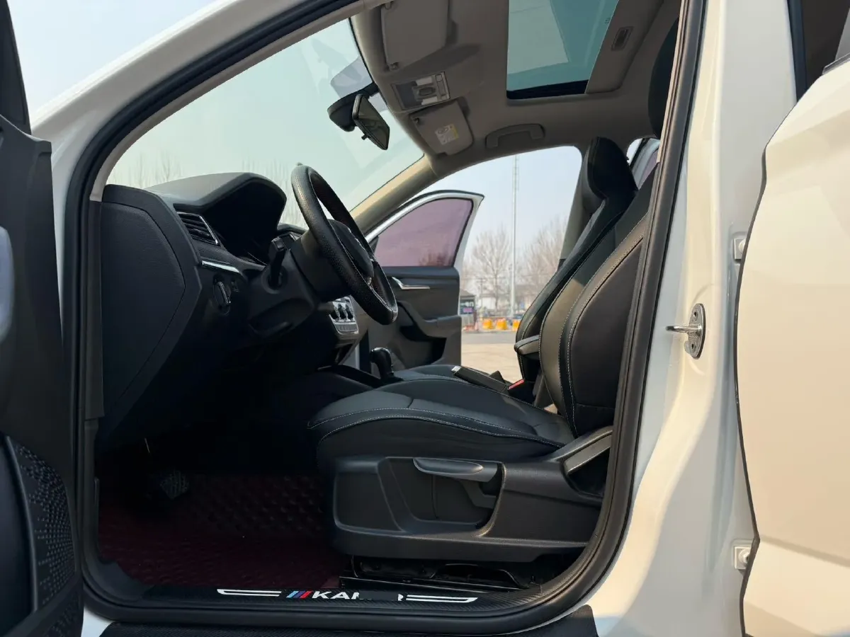 2023 Skoda Kamiq 1.5L 109HP L4 6AT,autocango,china used car exporter,china ev exporter,chinese used car exporter,chinese used ev exporter