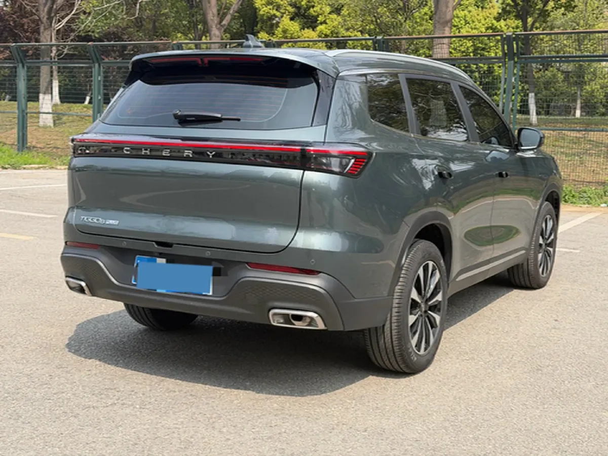 2025 Chery Tiggo 8 Plus 1.6T 197HP L4 7DCT,autocango,china used car exporter,china ev exporter,chinese used car exporter,chinese used ev exporter