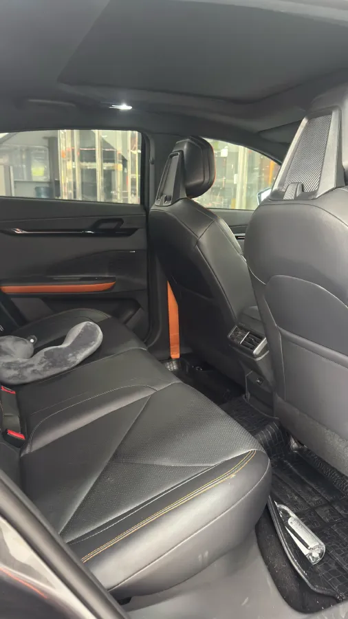 2022 ChangAn UNI-V 1.5T 188HP L4 7DCT,autocango,china used car exporter,china ev exporter,chinese used car exporter,chinese used ev exporter