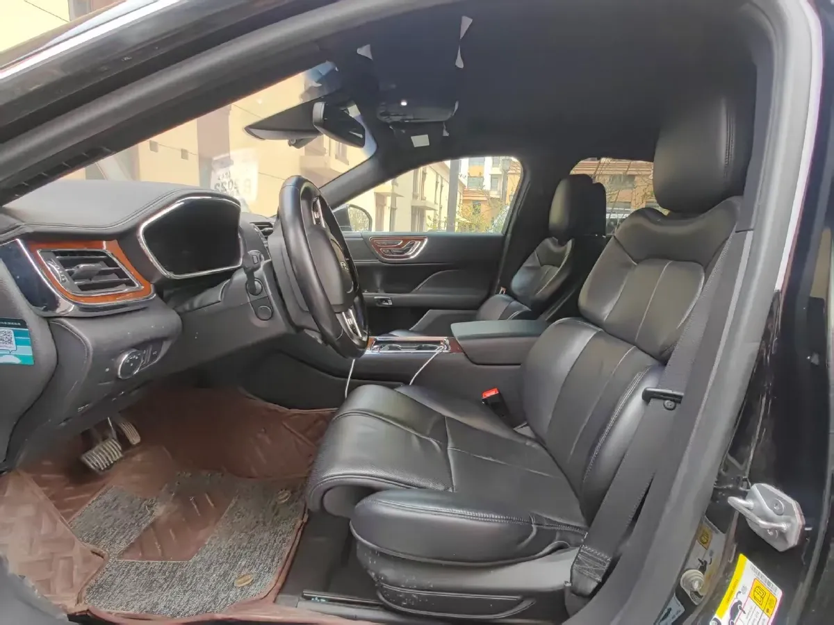 2020 Lincoln Continental 2.0T 241HP L4 6AT,autocango,china used car exporter,china ev exporter,chinese used car exporter,chinese used ev exporter