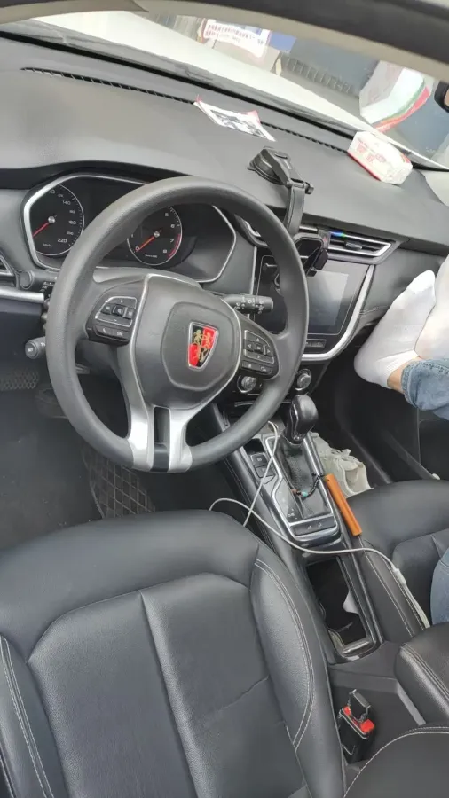 2020 Roewe RX3 1.6L 125HP L4 CVT,autocango,china used car exporter,china ev exporter,chinese used car exporter,chinese used ev exporter