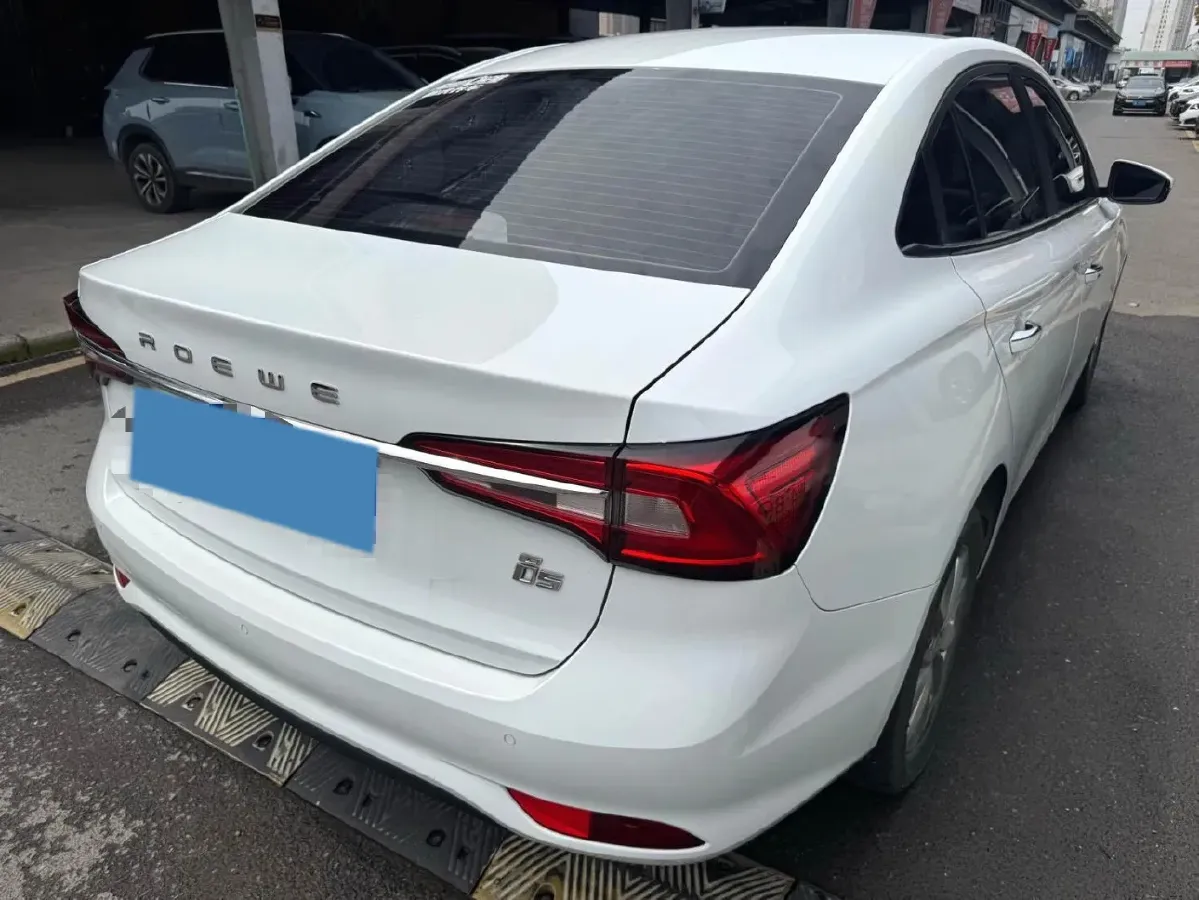 2020 Roewe i5 1.5L 120HP L4 CVT,autocango,china used car exporter,china ev exporter,chinese used car exporter,chinese used ev exporter