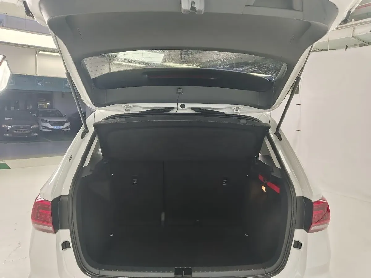 2021 Volkswagen Tharu 1.4T 150HP L4 7DCT,autocango,china used car exporter,china ev exporter,chinese used car exporter,chinese used ev exporter