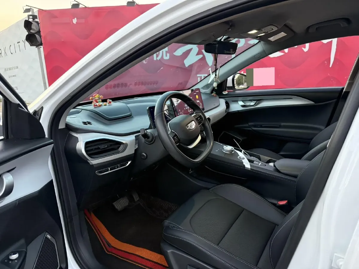 2022 Geely Emgrand L HiP 1.5T 181HP L4 3DHT PHEV 15.5KWH,autocango,china used car exporter,china ev exporter,chinese used car exporter,chinese used ev exporter