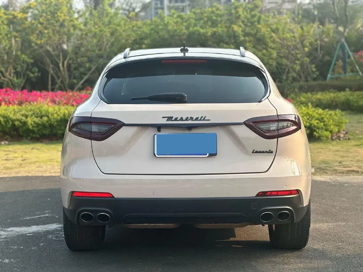 2018 Maserati Levante 3.0T 350HP V6 8AT,autocango,china used car exporter,china ev exporter,chinese used car exporter,chinese used ev exporter
