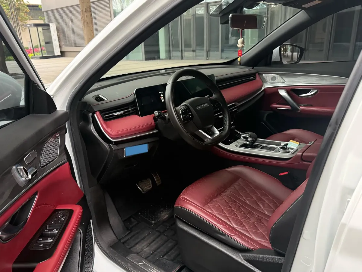 2023 ChangAn Oshan X7 Plus 1.5T 188HP L4 7DCT,autocango,china used car exporter,china ev exporter,chinese used car exporter,chinese used ev exporter