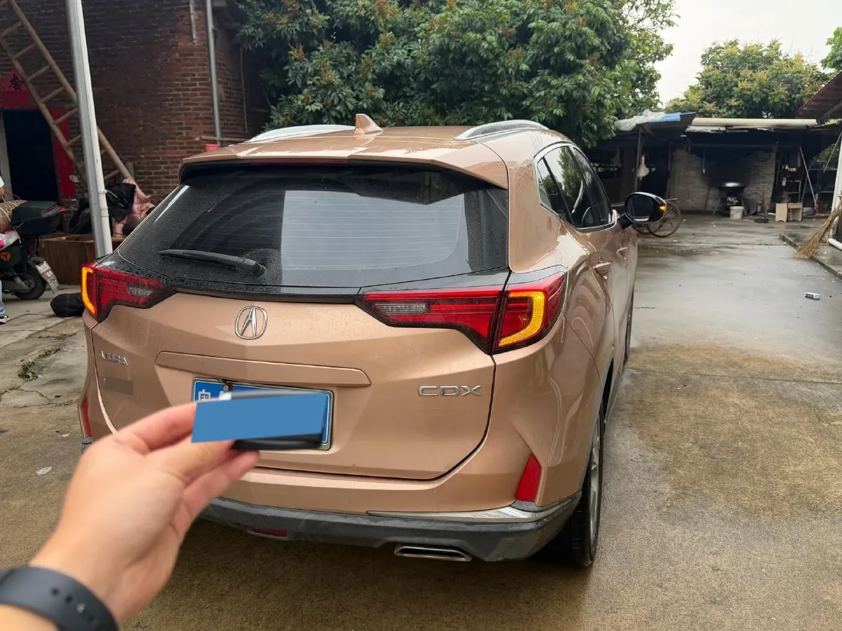 2016 Acura CDX 1.5T 182HP L4 8DCT,autocango,china used car exporter,china ev exporter,chinese used car exporter,chinese used ev exporter