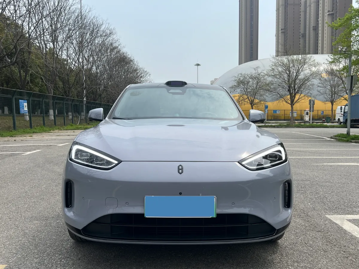 2025 AITO AITO M5 1.5T 152HP L4 REEV 42KWH,autocango,china used car exporter,china ev exporter,chinese used car exporter,chinese used ev exporter