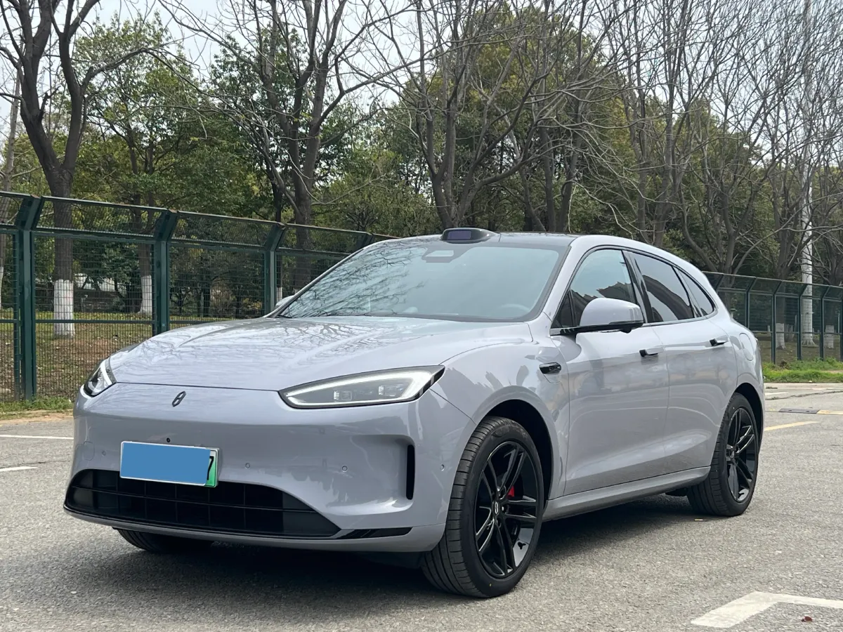 2025 AITO AITO M5 1.5T 152HP L4 REEV 42KWH,autocango,china used car exporter,china ev exporter,chinese used car exporter,chinese used ev exporter